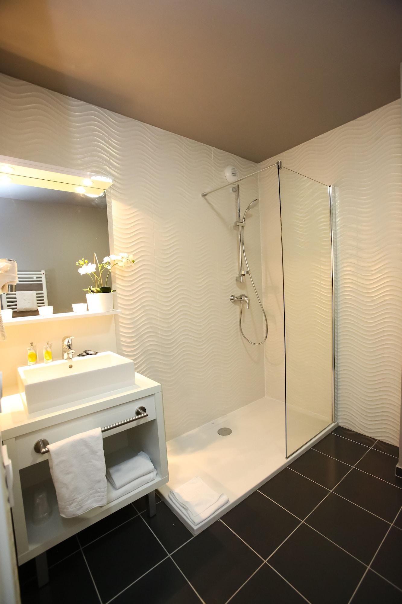 All Suites Appart Hotel Aeroport Paris Orly - Рюнжи Экстерьер фото